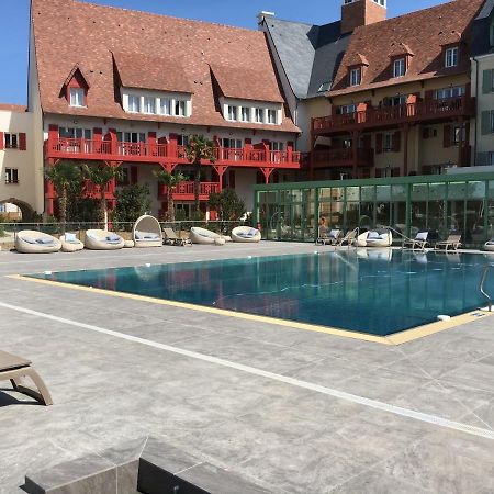 Cyrille Et Vacances Presqu'Ile De La Touques Deauville Esterno foto